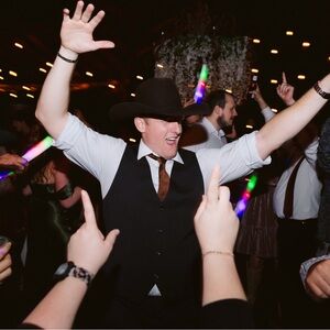 Meet your Posher, Cole